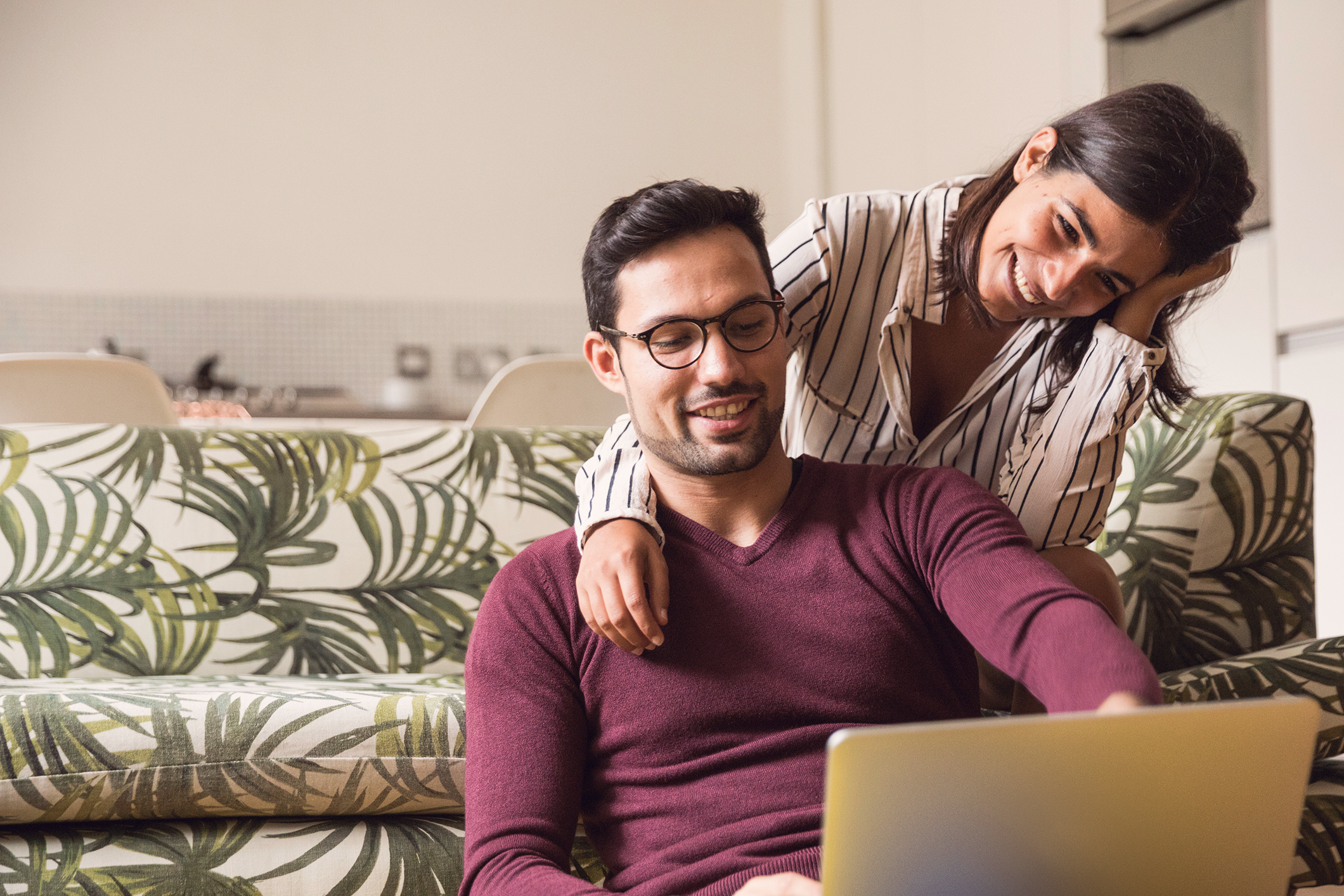 couple-at-home-smiling